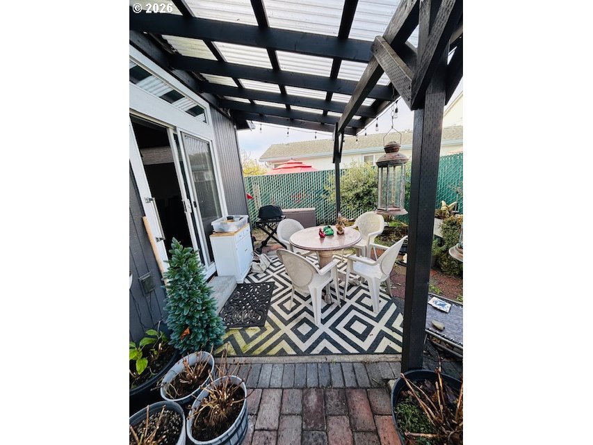 5367 Elk Ridge Drive Eugene, OR 97402 - Photo 31 of 31 a outdoor living space with furniture