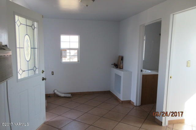 71 Sharp Road Tieton, WA 98947 - Photo 6 of 11 IMG_8274