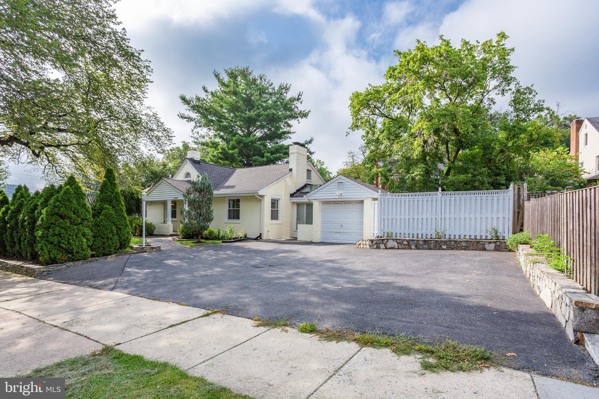 1944 Seminary Road Silver Spring, MD 20910 - Photo 20 of 21