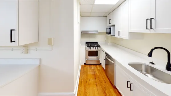 $2,800 | 1401 Beacon Street, Unit B03, Brookline, MA 02446