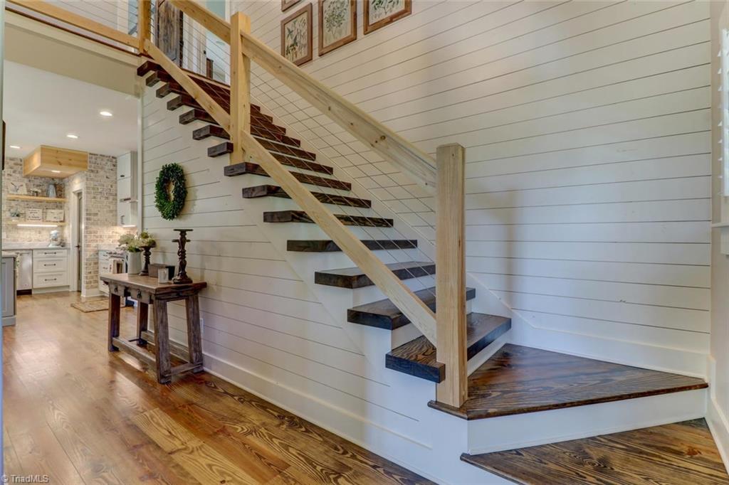 7813 Anthony Road Stokesdale, NC 27357 - Photo 5 of 30 Gallery Image 5