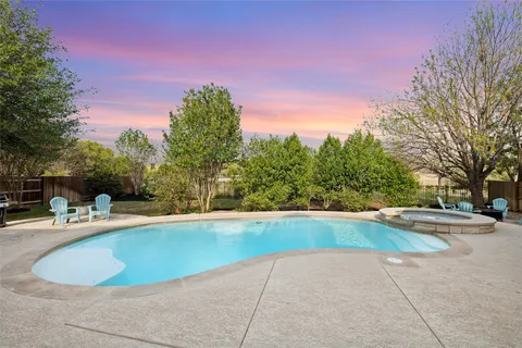 $845,000 | 120 Palisade Drive, Austin, TX 78737