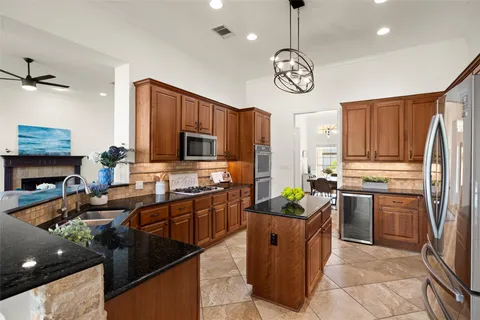 $845,000 | 120 Palisade Drive, Austin, TX 78737