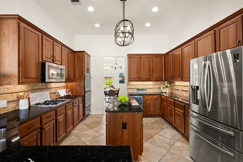 $845,000 | 120 Palisade Drive, Austin, TX 78737