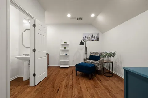 $845,000 | 120 Palisade Drive, Austin, TX 78737