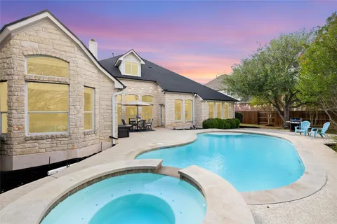 $845,000 | 120 Palisade Drive, Austin, TX 78737
