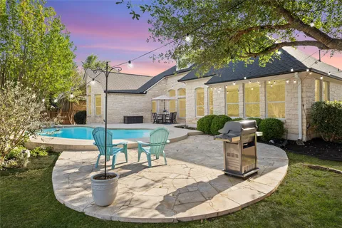 $845,000 | 120 Palisade Drive, Austin, TX 78737