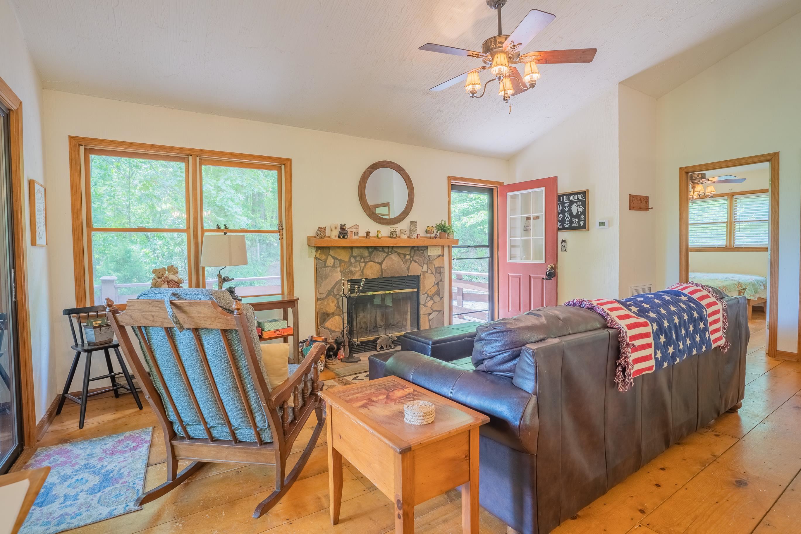 718 Piney Gate Road Saluda, NC 28773 - Photo 8 of 18 Gallery Image 8