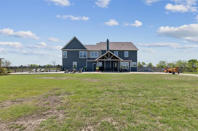 $1,390,000 | 2423 Sister Grove Road, Van Alstyne, TX 75495