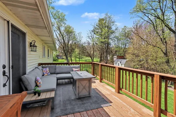 $675,000 | 2828 West F Avenue, Kalamazoo, MI 49009