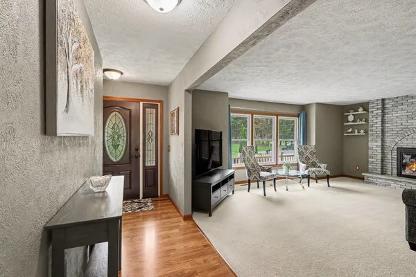 $675,000 | 2828 West F Avenue, Kalamazoo, MI 49009