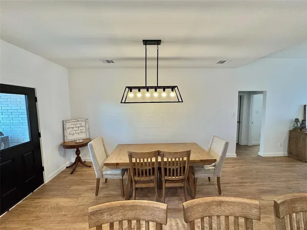 $353,000 | 416 Austin Street, Gainesville, TX 76240