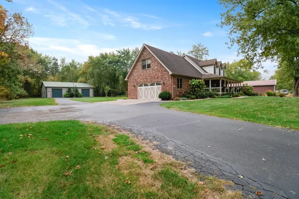 $1,299,000 | 9905 West 113th Avenue, Cedar Lake, IN 46303