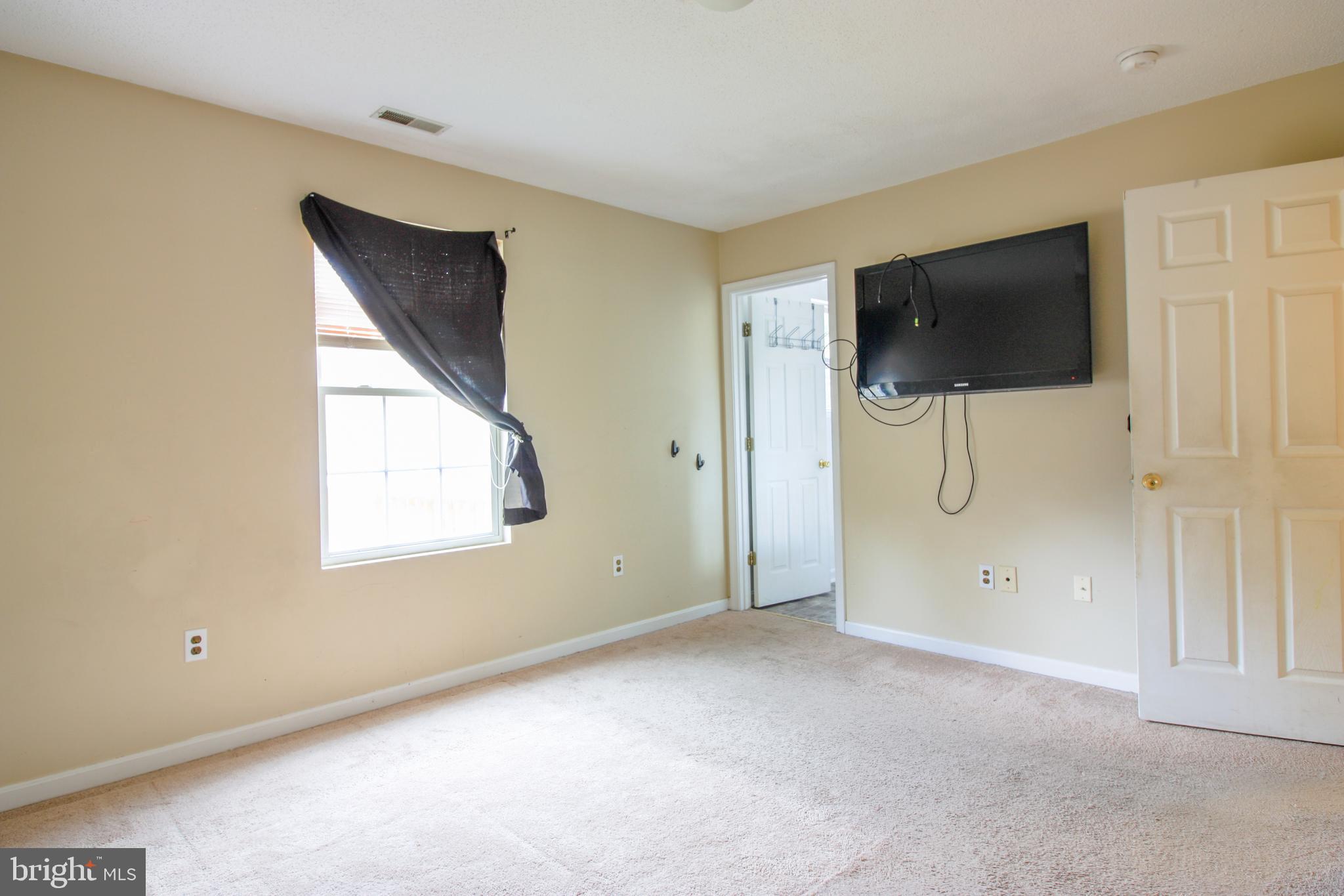 865 Valley Mill Road Winchester, VA 22602 - Photo 11 of 26 Master Bedroom