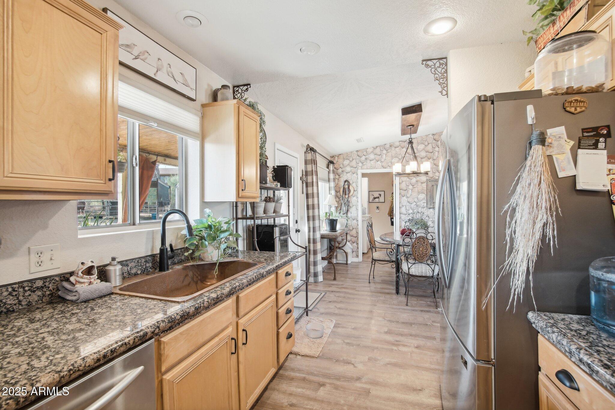 47435 North Meander Road New River, AZ 85087 - Photo 9 of 19 Kitchen