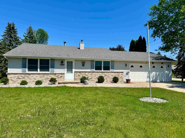 $279,900 | 3400 North Shawnee Lane, Appleton, WI 54914