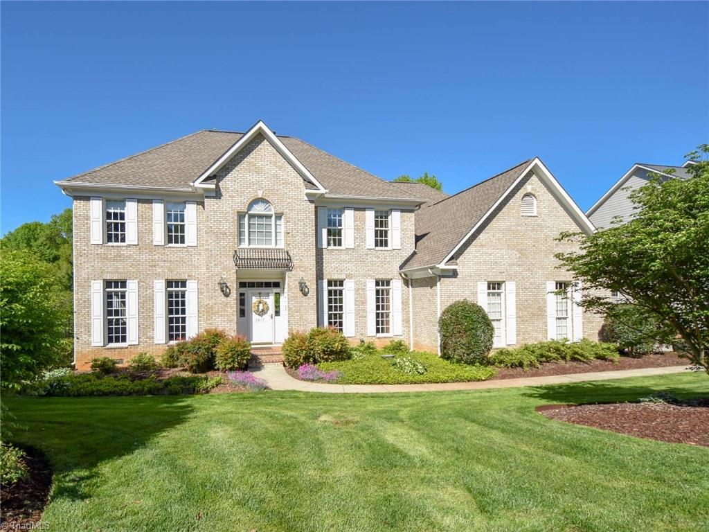 3817 Pinetop Road Greensboro, NC 27410 - Photo 1 of 29 Welcome to 3817 Pinetop Rd!