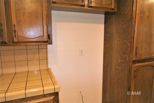 807 Randall Street Ridgecrest, CA 93555 - Photo 13 of 35