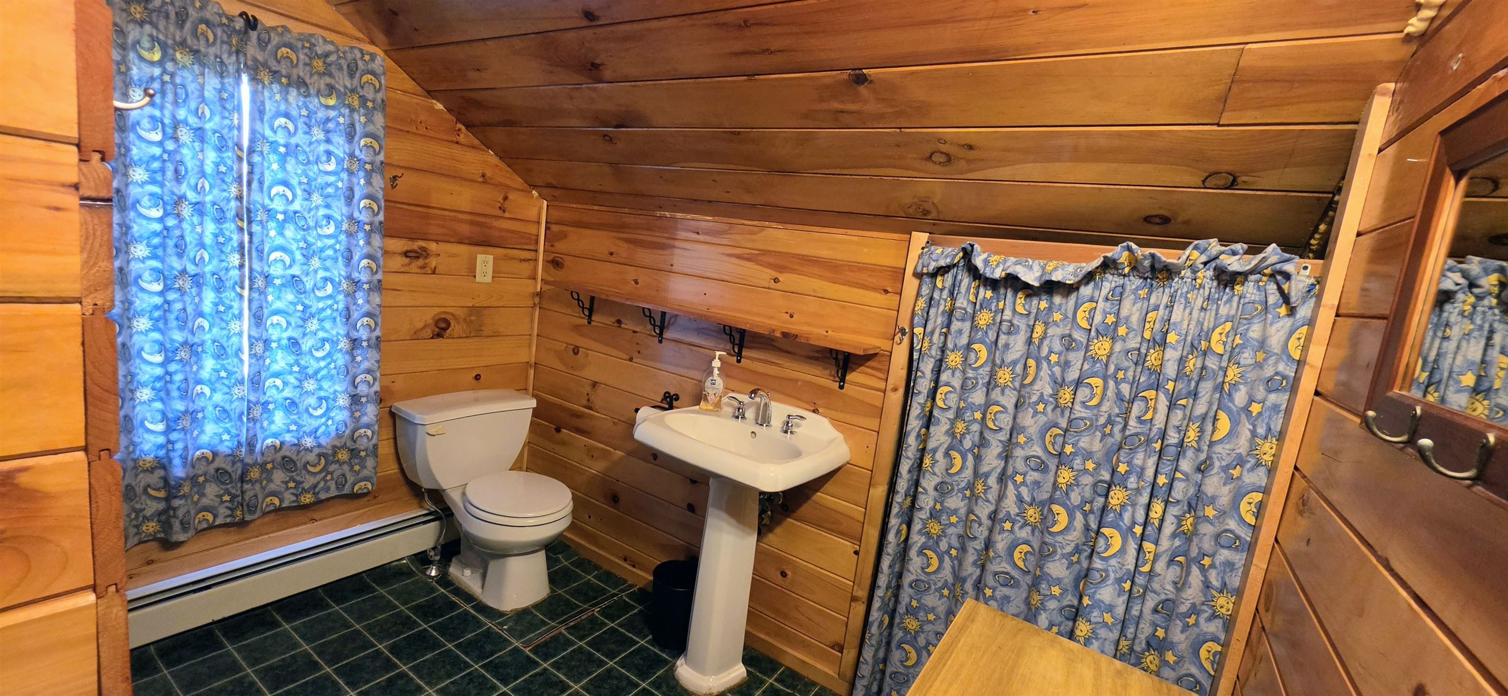 1888 Trucott Road Holland, VT 05830 - Photo 20 of 42