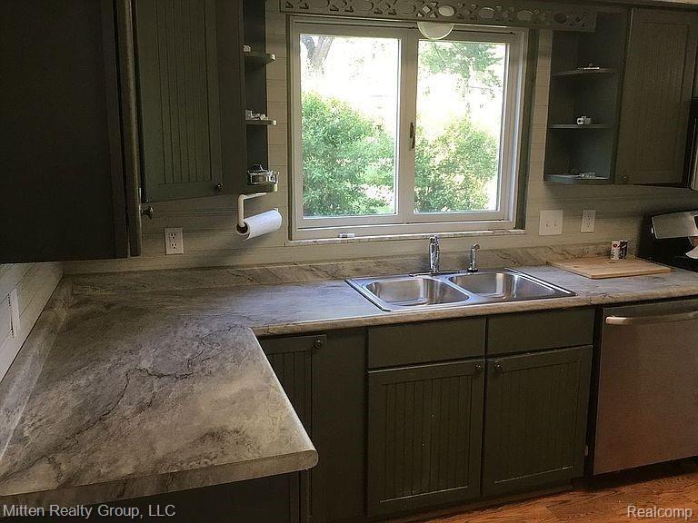 2566 Bullard Road Hartland, MI 48353 - Photo 15 of 21 image00014.jpeg