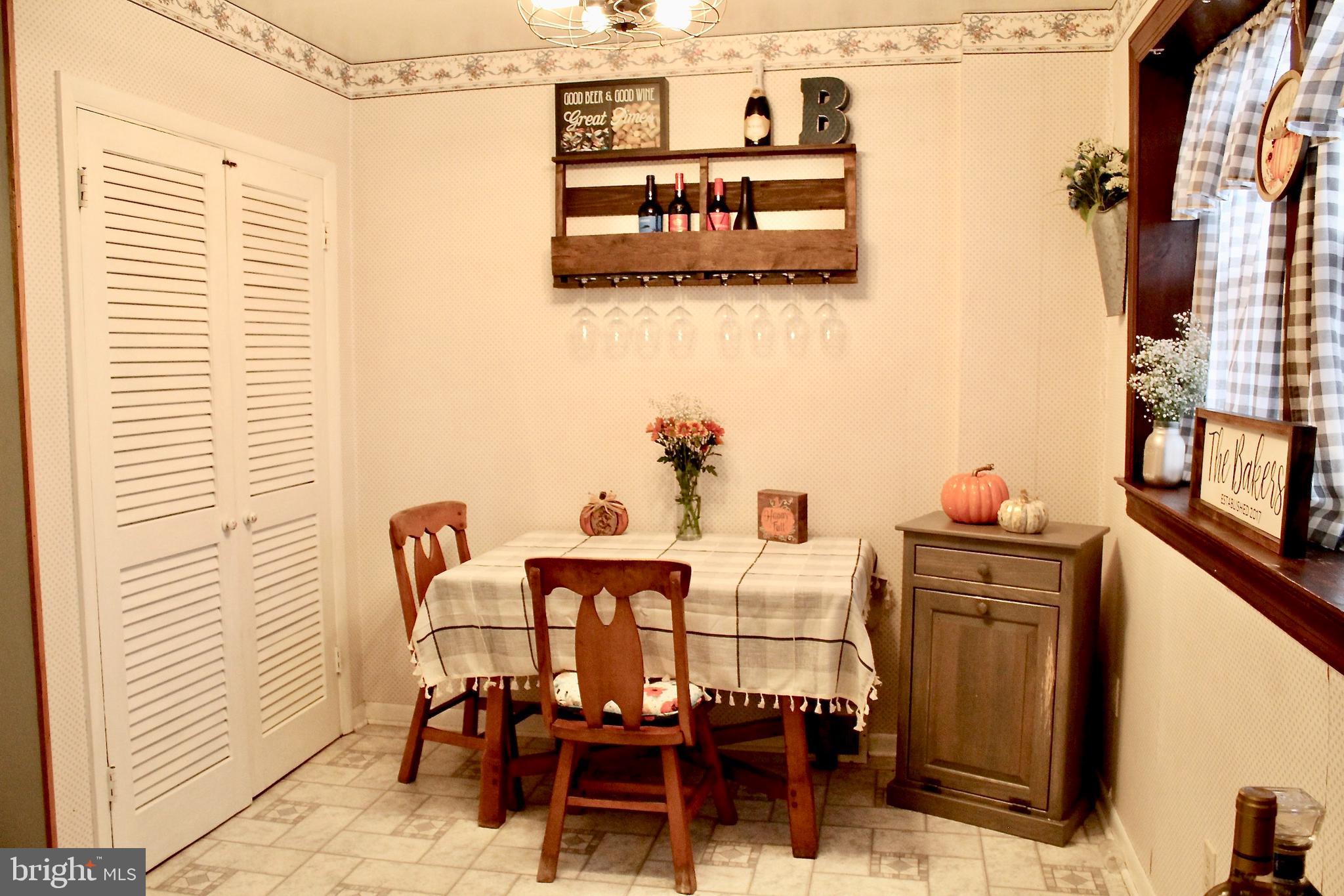 3150 Derry Road Philadelphia, PA 19154 - Photo 9 of 27 Large pantry