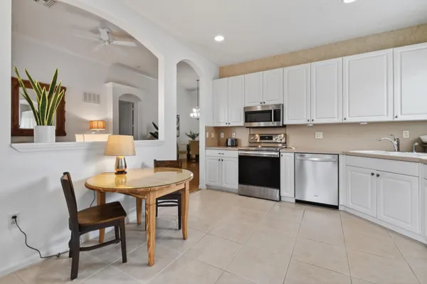 $2,800 | 425 Southwest Talquin Lane, Port St. Lucie, FL 34986