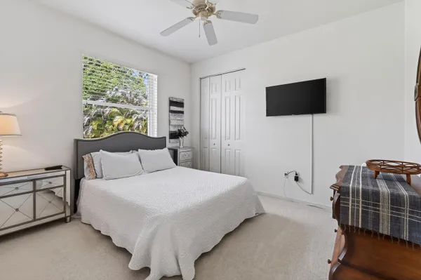 $2,800 | 425 Southwest Talquin Lane, Port St. Lucie, FL 34986