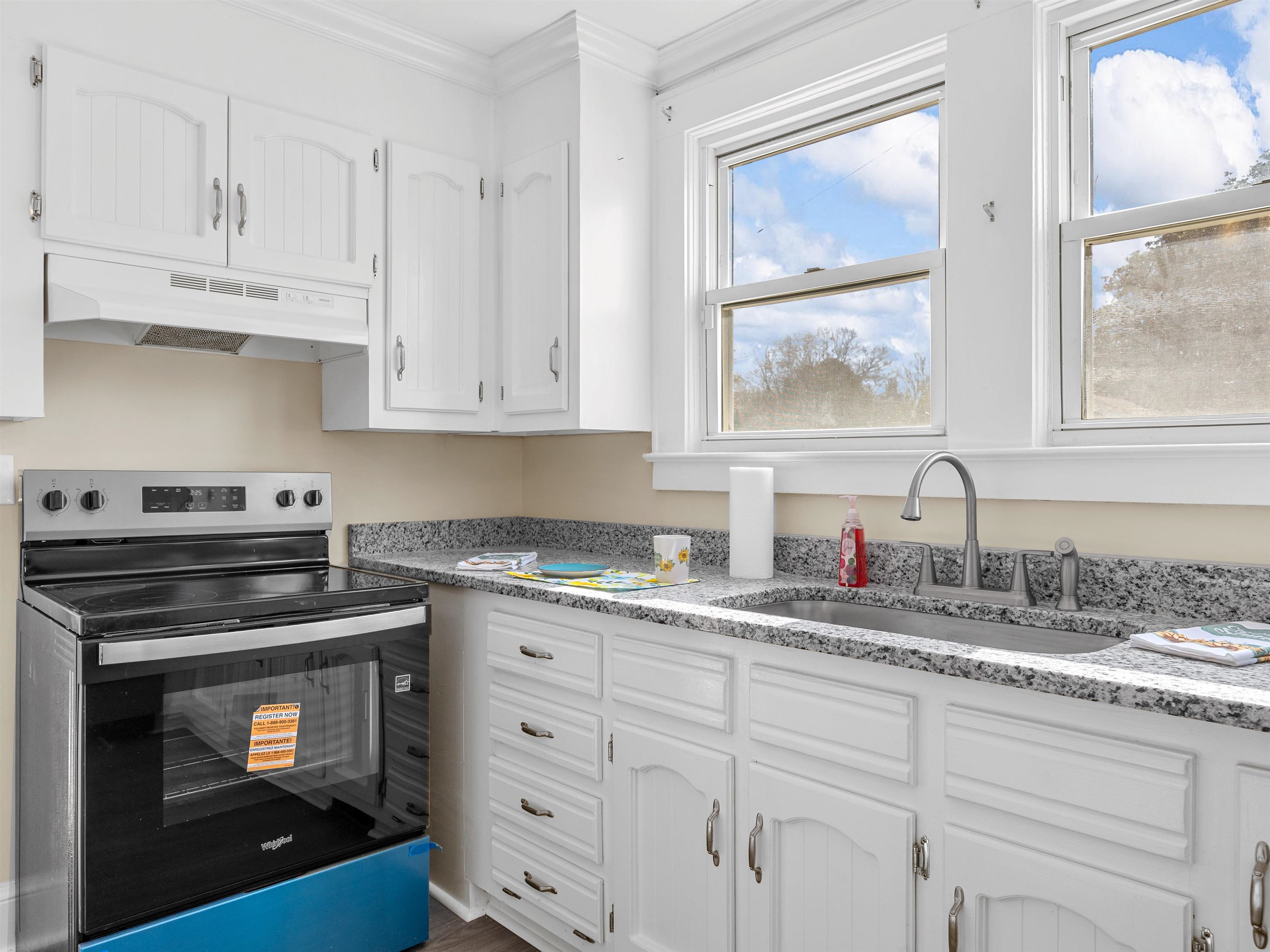 201 Perry Road Greenville, SC 29609 - Photo 12 of 41 Gallery Image 12