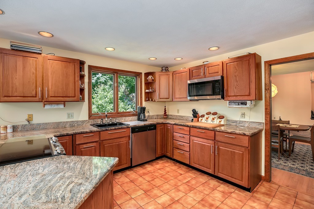 1 Garvey Road Framingham, MA 01701 - Photo 14 of 30