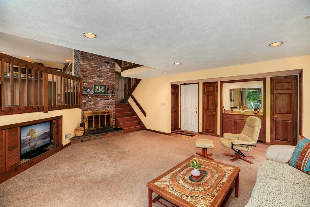 1 Garvey Road Framingham, MA 01701 - Photo 4 of 30