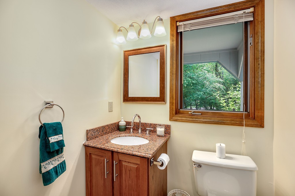 1 Garvey Road Framingham, MA 01701 - Photo 5 of 30
