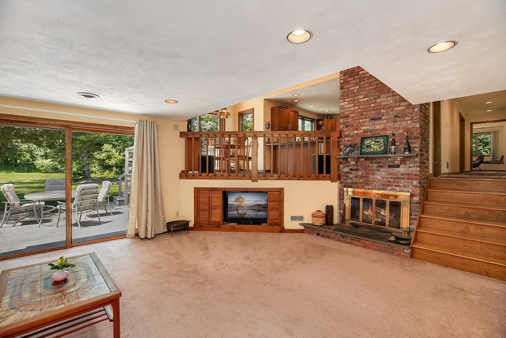 1 Garvey Road Framingham, MA 01701 - Photo 6 of 30
