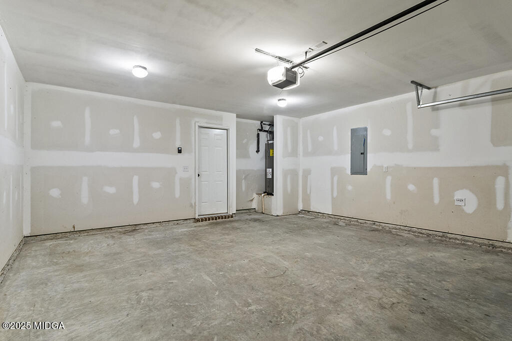 306 Mill Meadow Road Macon, GA 31216 - Photo 16 of 29 a view of an empty room
