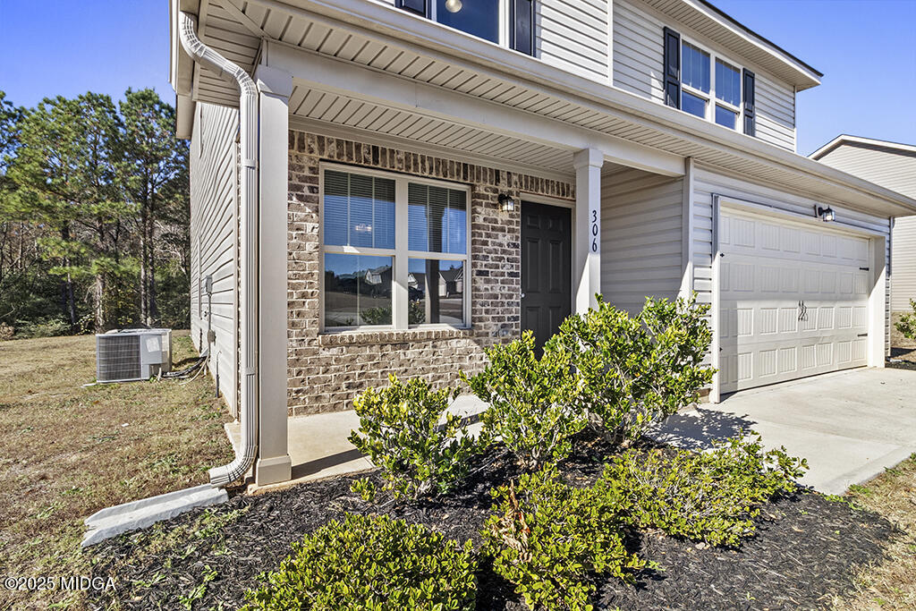 306 Mill Meadow Road Macon, GA 31216 - Photo 6 of 29 front view of a house