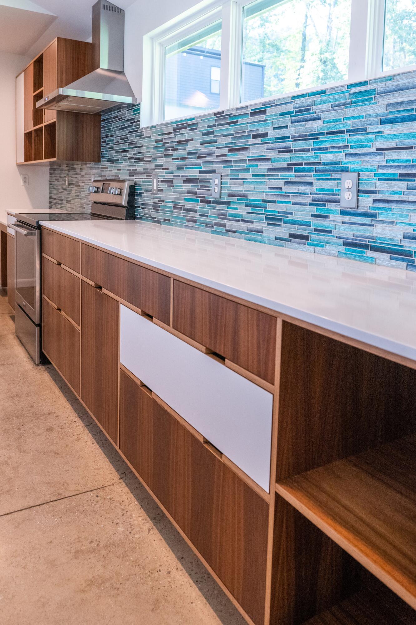 1769 Whiteoak Road Chattanooga, TN 37415 - Photo 23 of 75 Kitchen