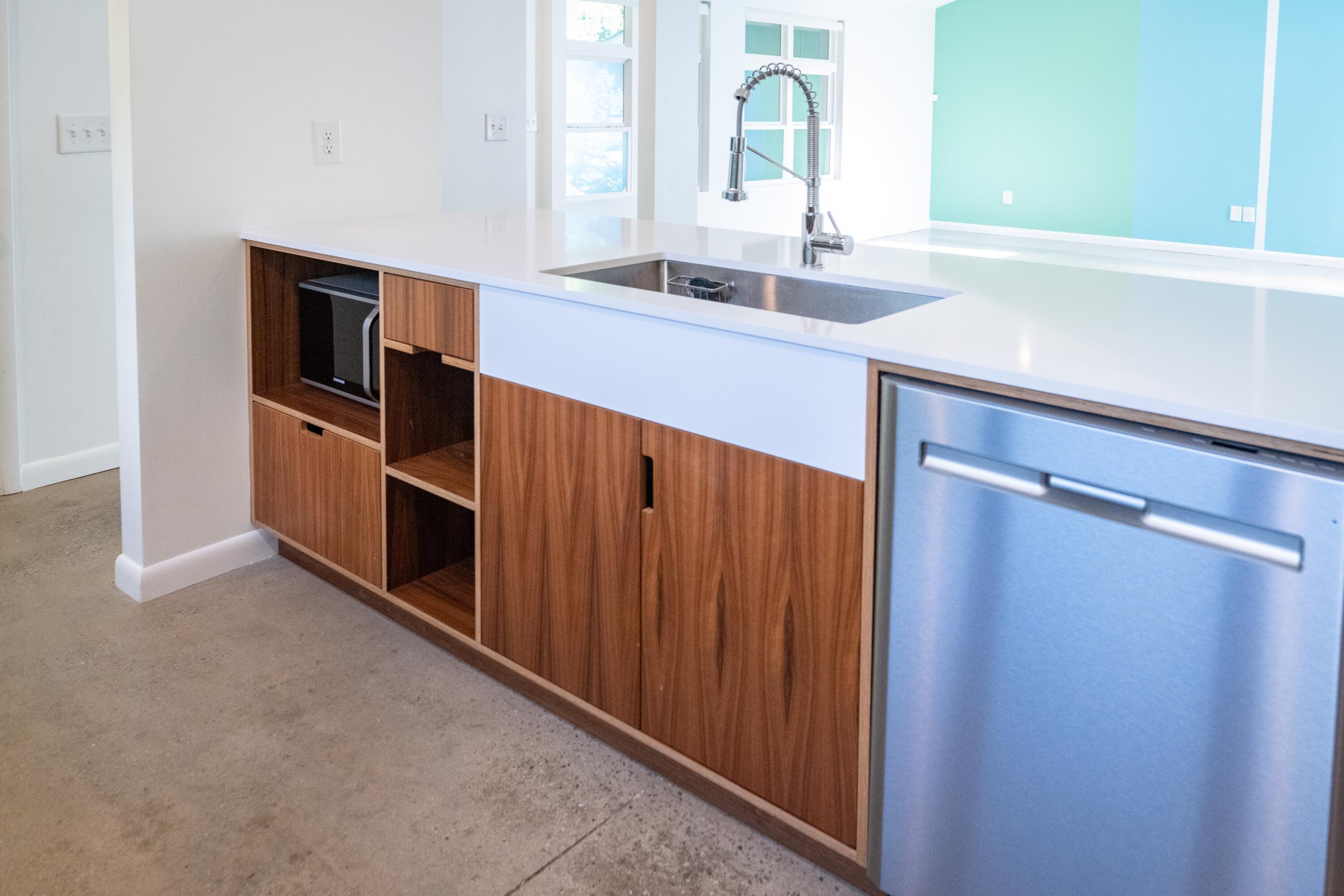 1769 Whiteoak Road Chattanooga, TN 37415 - Photo 26 of 75 Kitchen