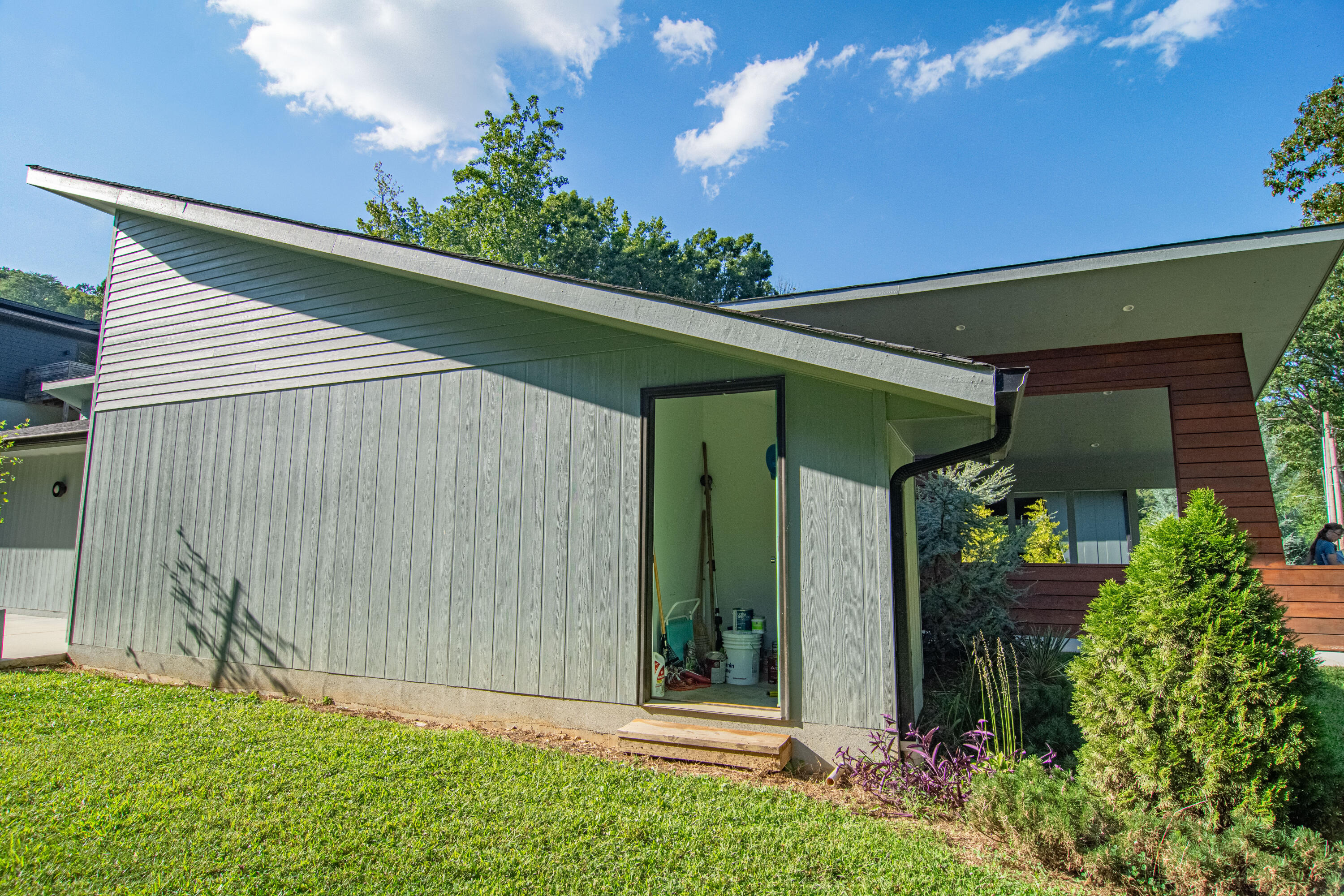 1769 Whiteoak Road Chattanooga, TN 37415 - Photo 63 of 75 Utility Storage