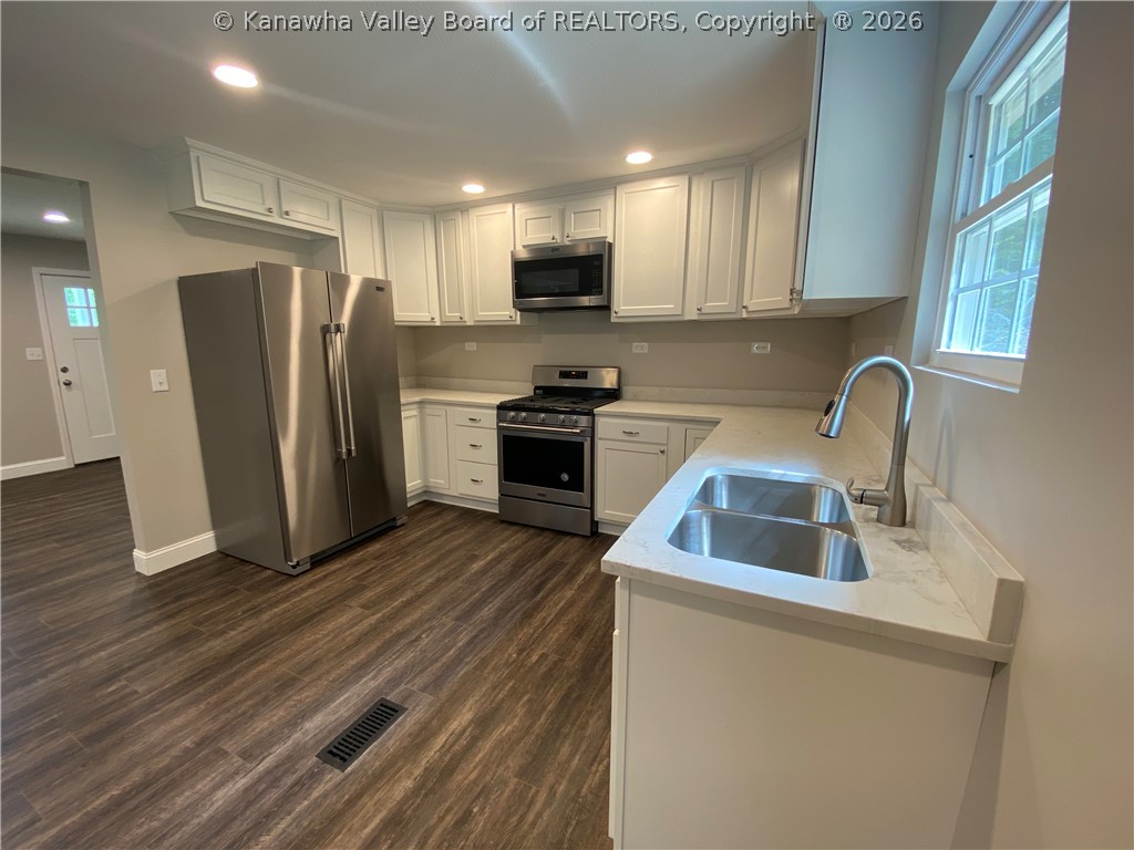 896 Divide Ridge Road Given, WV 25245 - Photo 9 of 28 Gallery Image 9