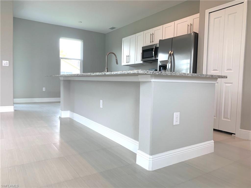18509 Sebring Road Fort Myers, FL 33967 - Photo 6 of 30