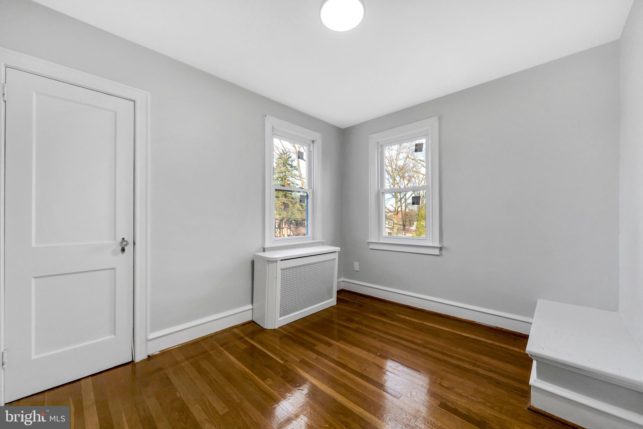 12 Golf Road Darby, PA 19023 - Photo 23 of 31