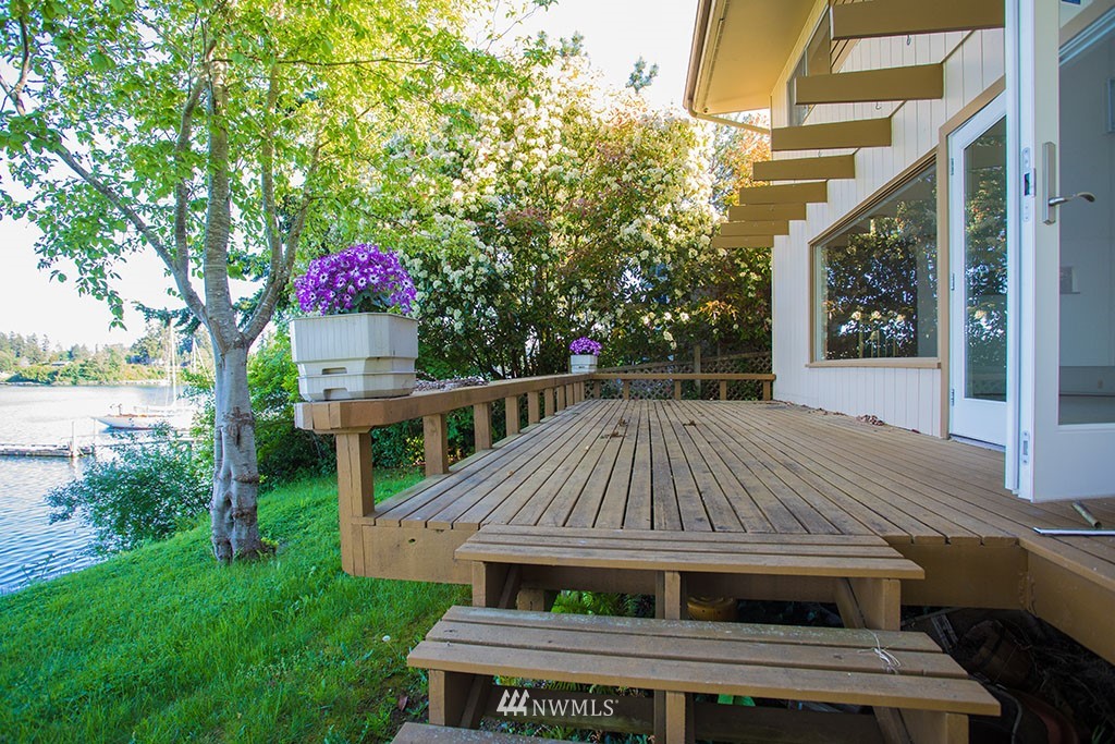 15802 Northeast Liberty Loop Road Poulsbo, WA 98370 - Photo 14 of 24 Gallery Image 14