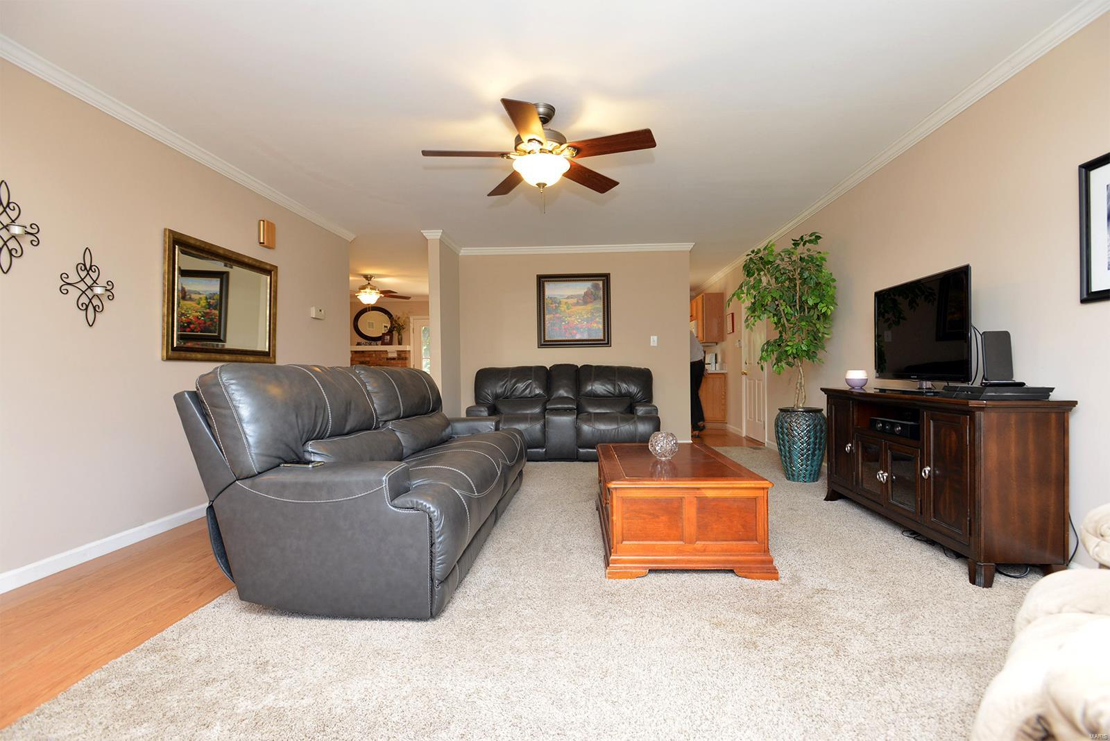 714 Reinke Road Ballwin, MO 63021 - Photo 6 of 32