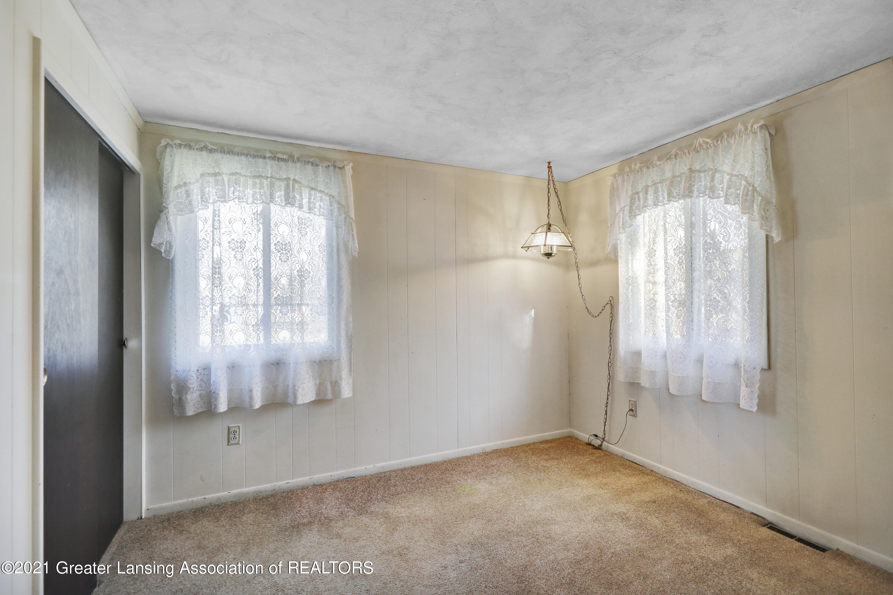 13920 Lawson Road Grand Ledge, MI 48837 - Photo 20 of 42 _I3A2385