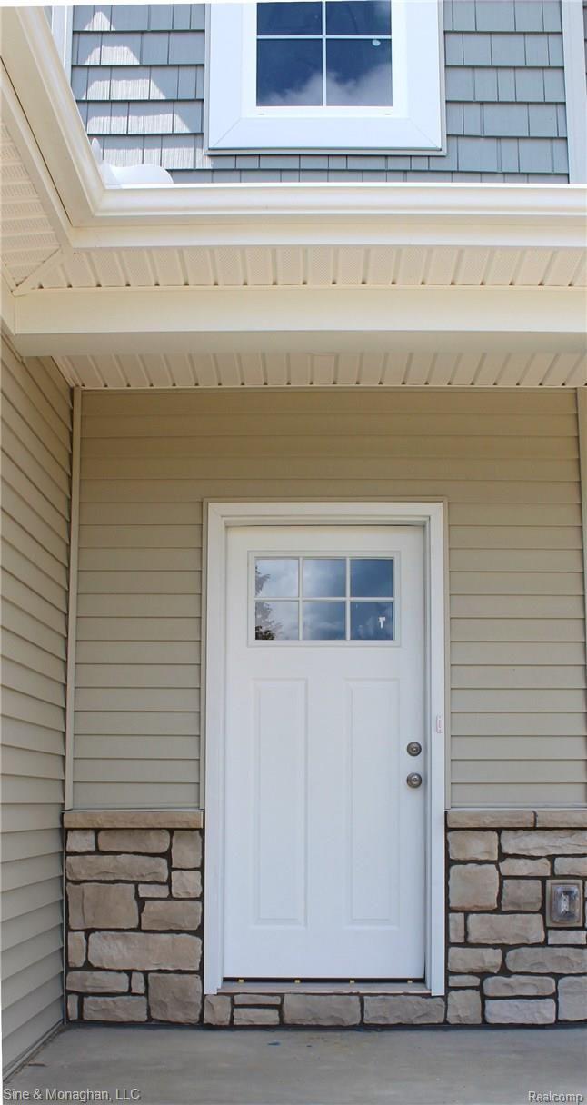 375 Otter Run Road Holly, MI 48442 - Photo 2 of 4 entry material details.jpg