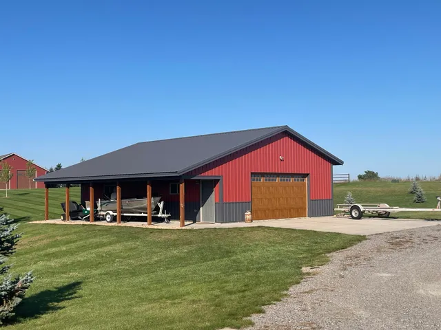 $1,050,000 | 11008 Alex Drive, Sauk Centre, MN 56378