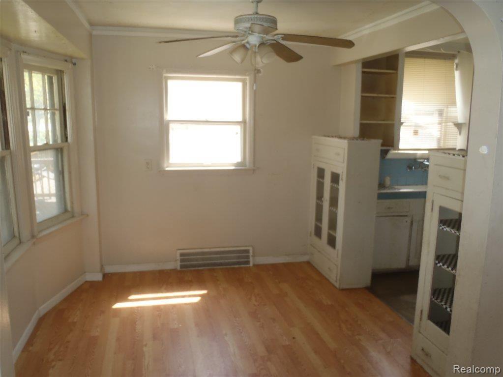 11413 Evergreen Road Detroit, MI 48228 - Photo 10 of 18 04-27-2012_HAM 474.JPG