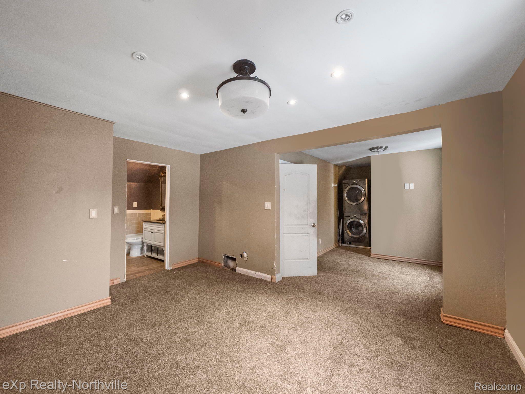 15804 Ashton Road Detroit, MI 48223 - Photo 15 of 24 Gallery Image 15