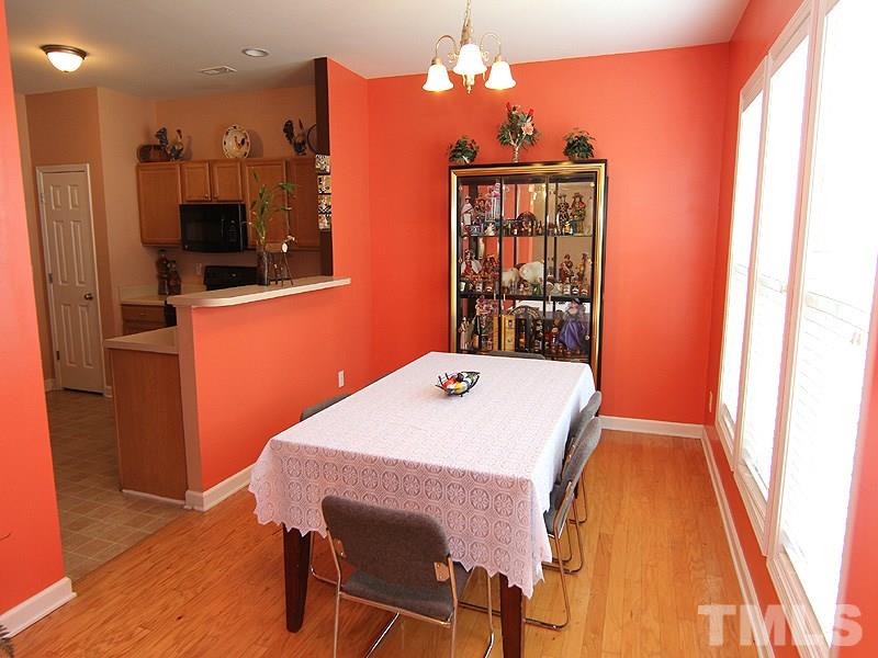 8525 Tierra Del Sol Way Raleigh, NC 27616 - Photo 5 of 12 Dining Room
