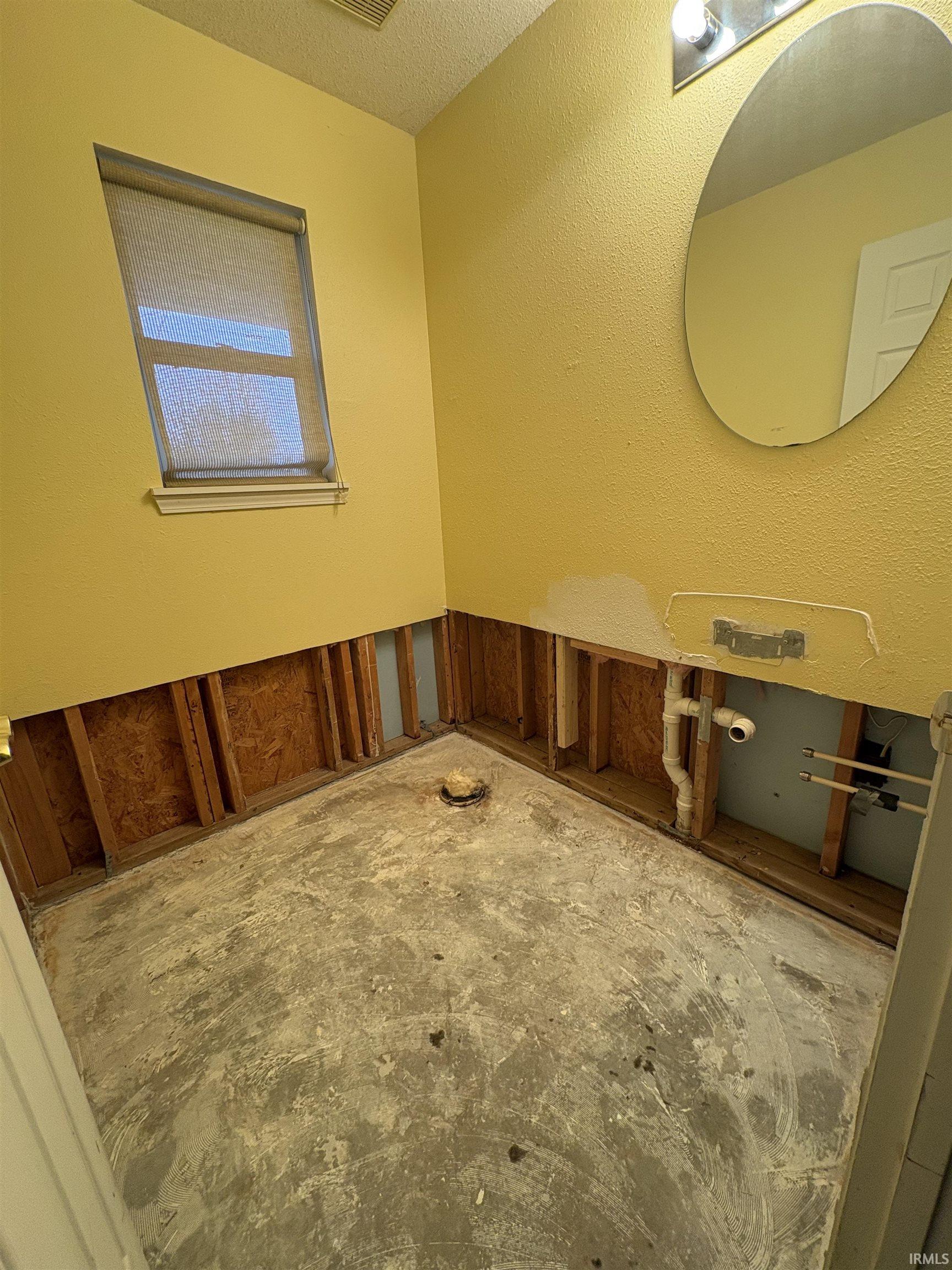 3696 South McDougal Street Bloomington, IN 47403 - Photo 7 of 23
