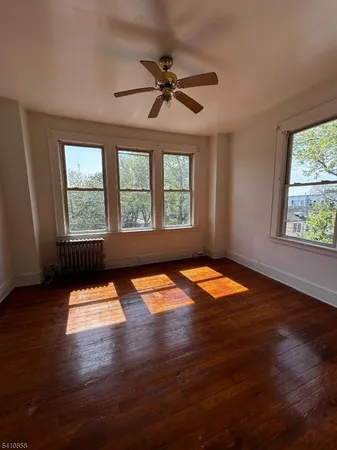 $2,500 | 31 41st Street, Unit 5, Irvington, NJ 07111